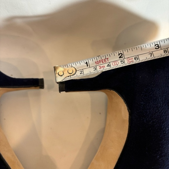 OSCAR DE LA RENTA Sz 40.5 EU Kitten Heels Pointy Toe Scallop Top Bow Pumps Shoes - Picture 7 of 10